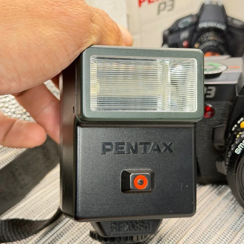 Pentax P3 35mm SLR Film Camera SMC Pentax-A 50mm f1.7 Lens Flash Bag Bundle